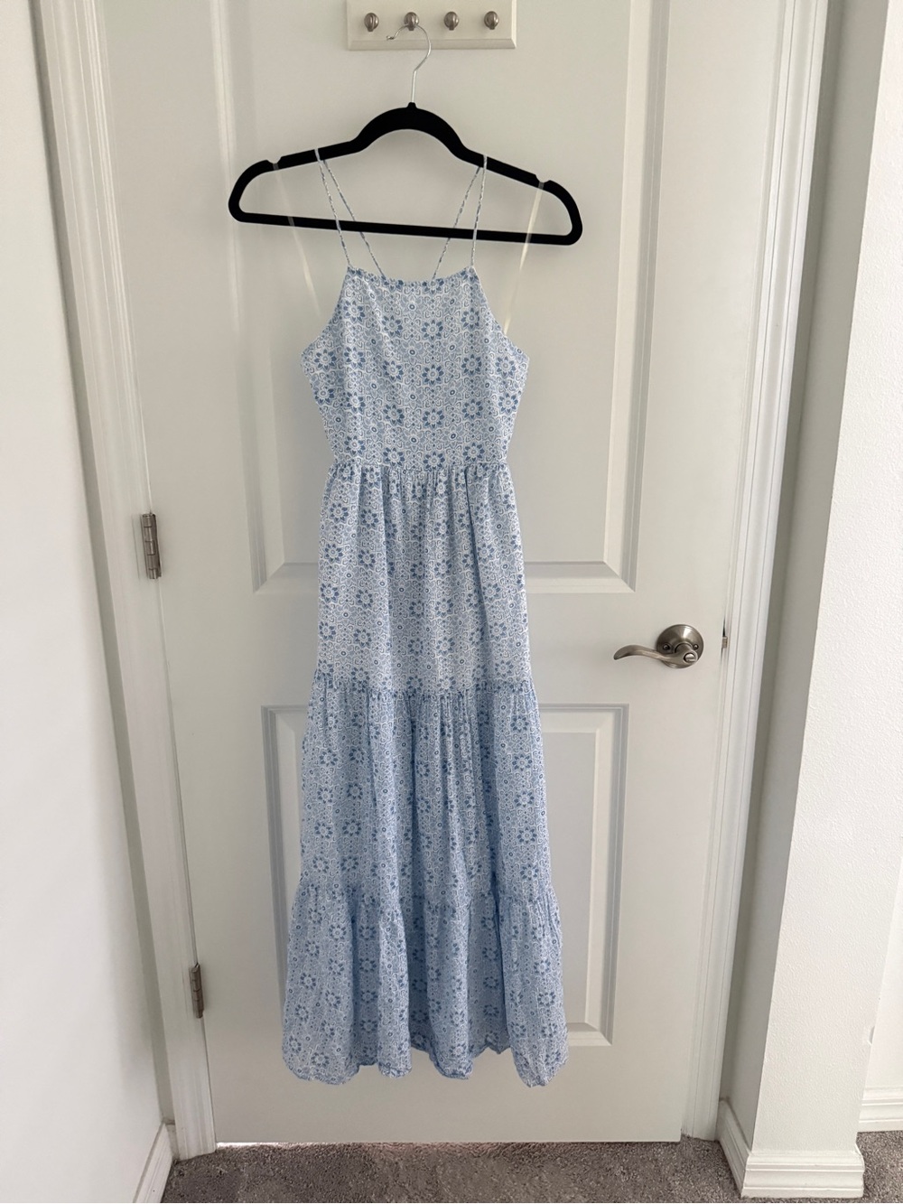 American Eagle Light Blue Open Back Floral Maxi Dress Size Small